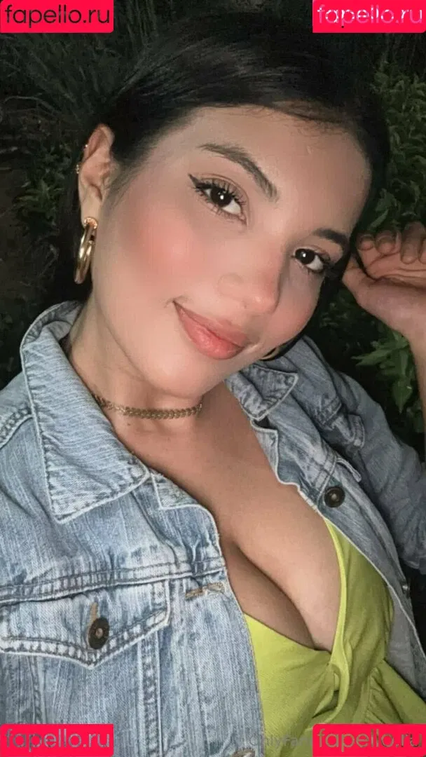 blueella Onlyfans Photo Gallery 