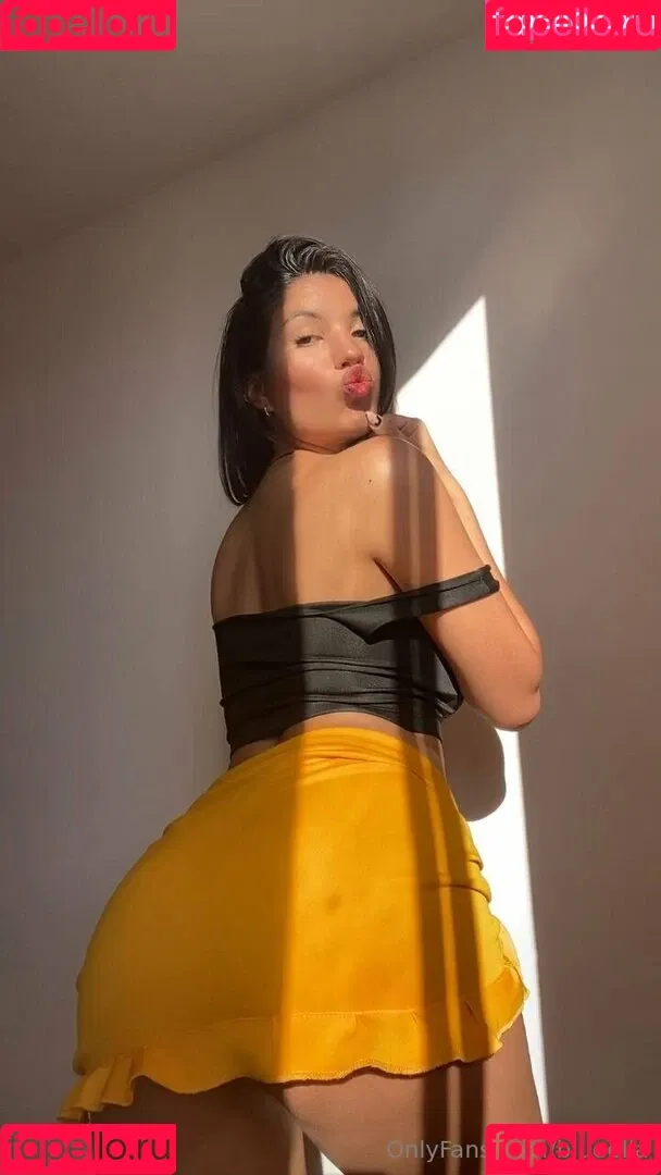 blueella Onlyfans Photo Gallery 
