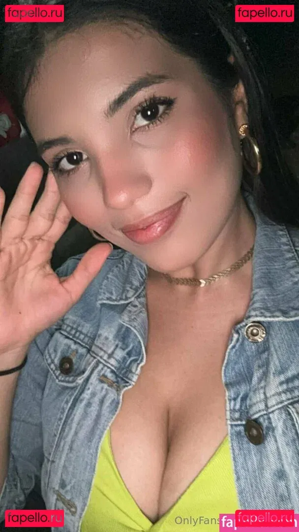 blueella Onlyfans Photo Gallery 