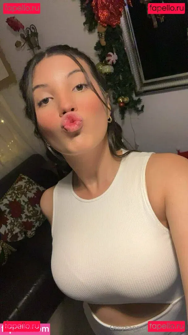 blueella Onlyfans Photo Gallery 