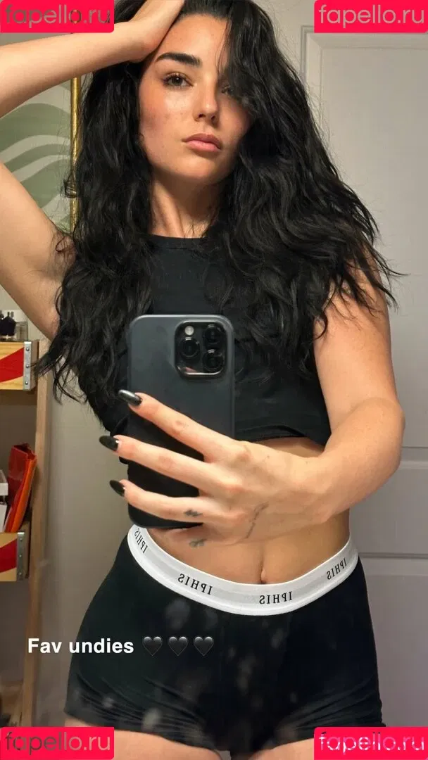 Indiana Massara Onlyfans Photo Gallery 