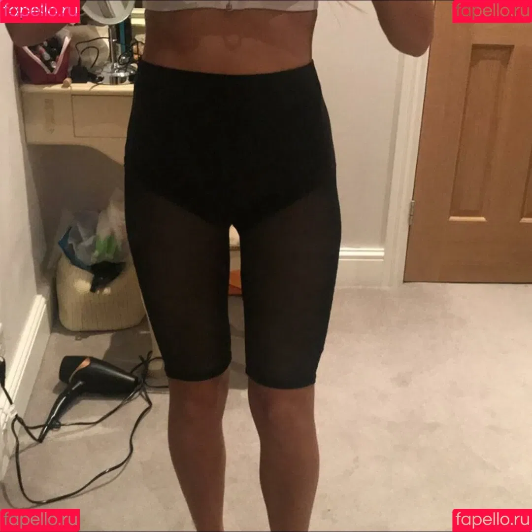Lucy Beverley Onlyfans Photo Gallery 