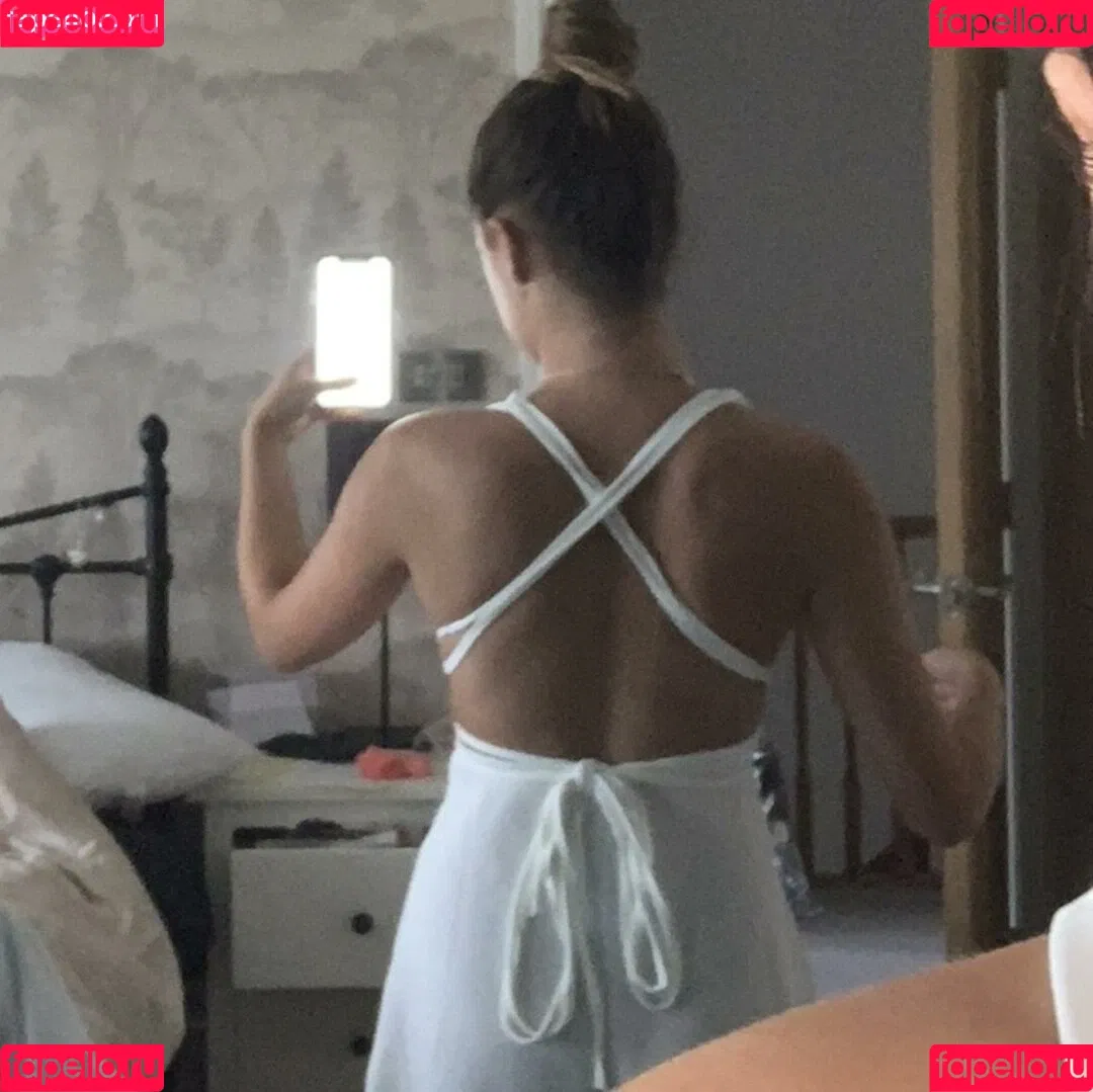 Lucy Beverley Onlyfans Photo Gallery 