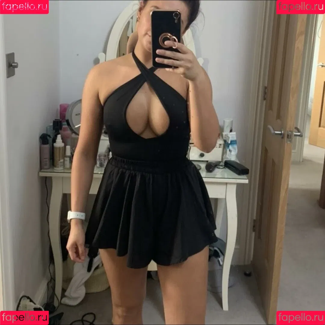 Lucy Beverley Onlyfans Photo Gallery 