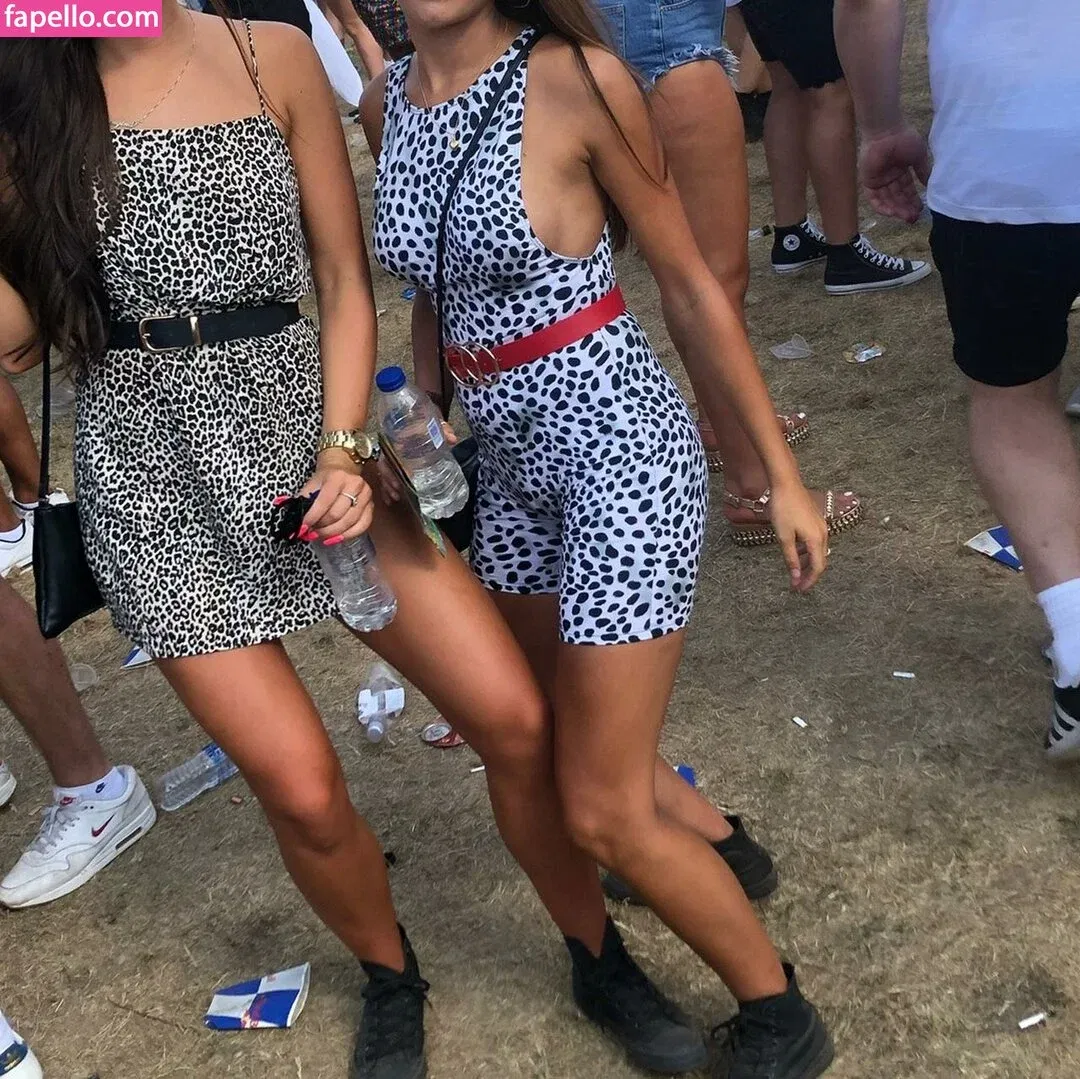 Lucy Beverley Onlyfans Photo Gallery 