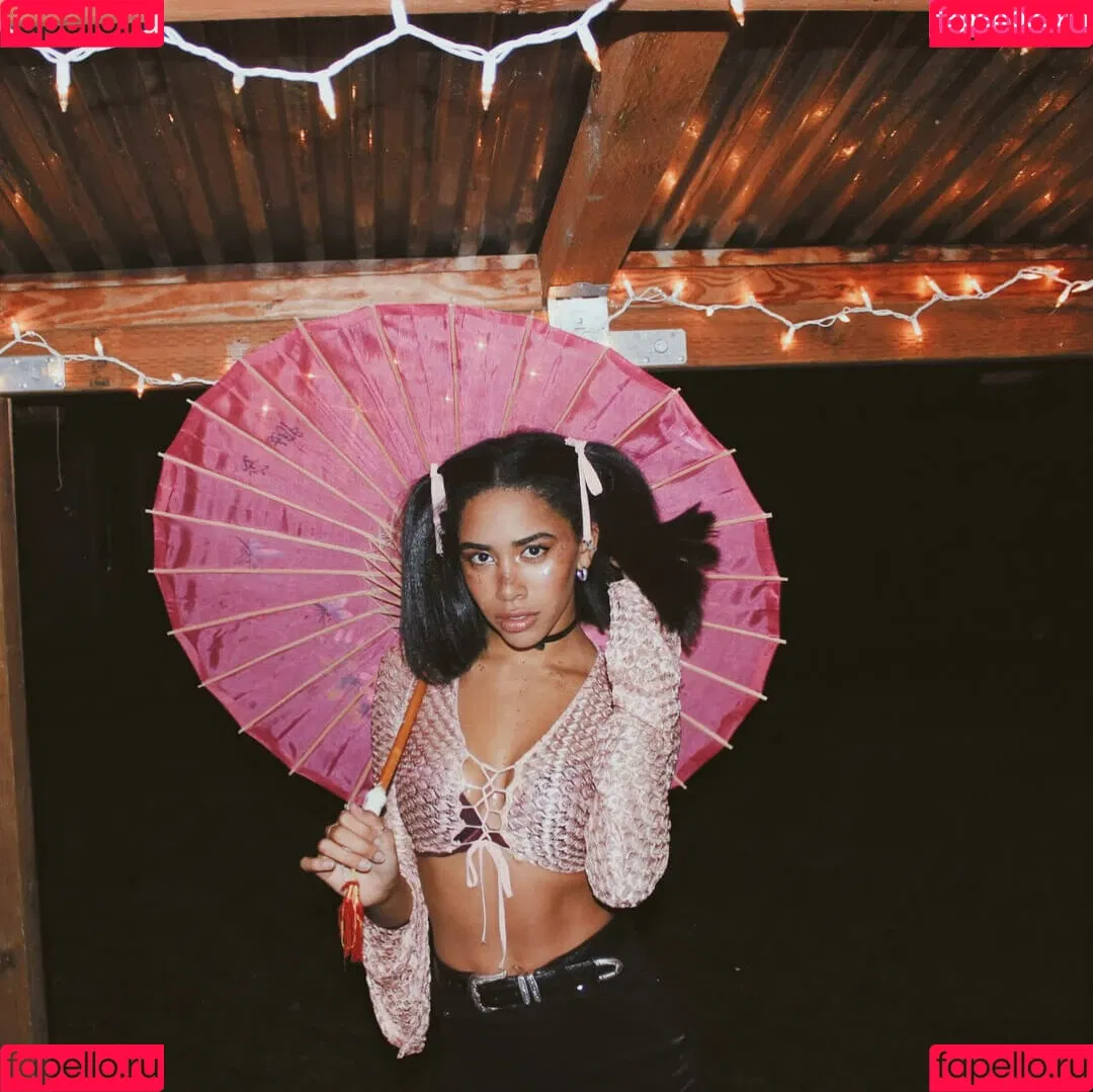 Herizen "Fawn" Guardiola Onlyfans Photo Gallery 