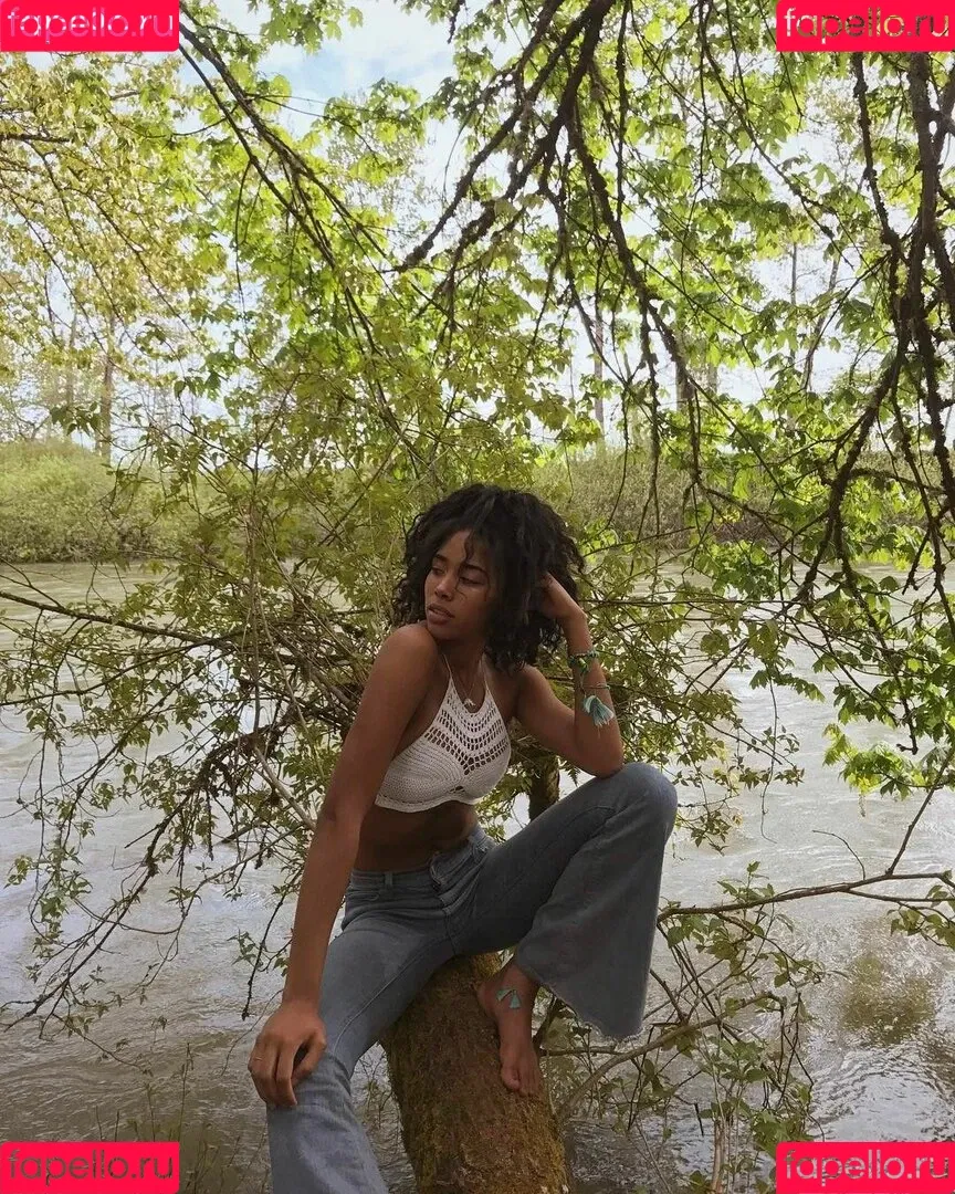 Herizen "Fawn" Guardiola Onlyfans Photo Gallery 
