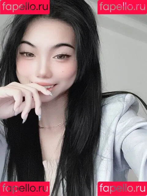 Akari Onlyfans Photo Gallery 