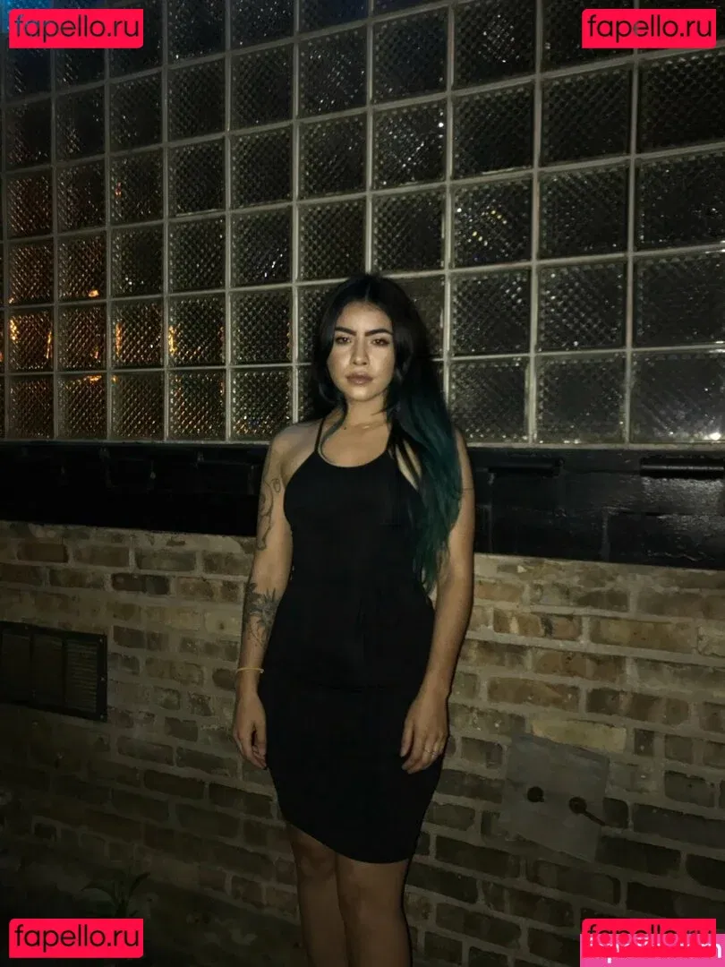 Akari Onlyfans Photo Gallery 