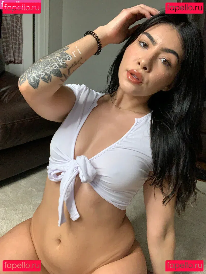 Akari Onlyfans Photo Gallery 