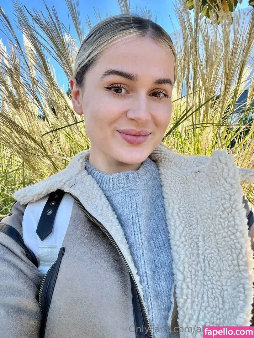 alison_minx Onlyfans Photo Gallery 