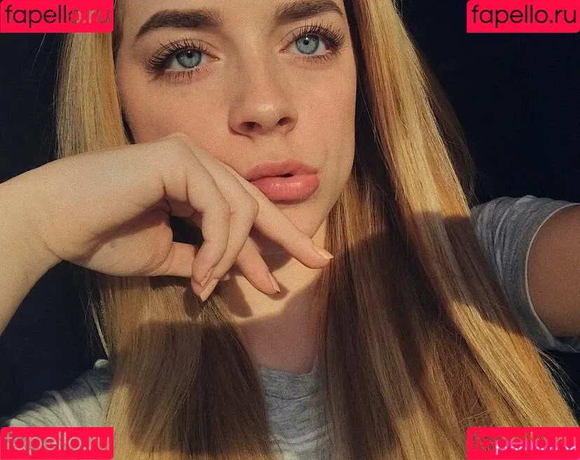 haleylarsonnn Onlyfans Photo Gallery 