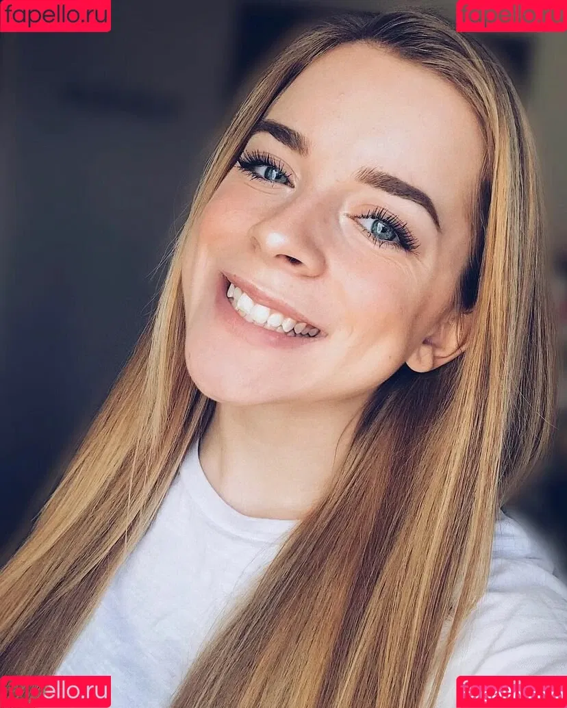 haleylarsonnn Onlyfans Photo Gallery 