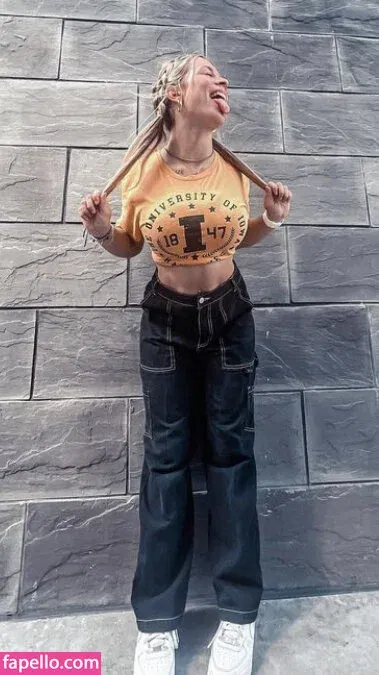 haleylarsonnn Onlyfans Photo Gallery 