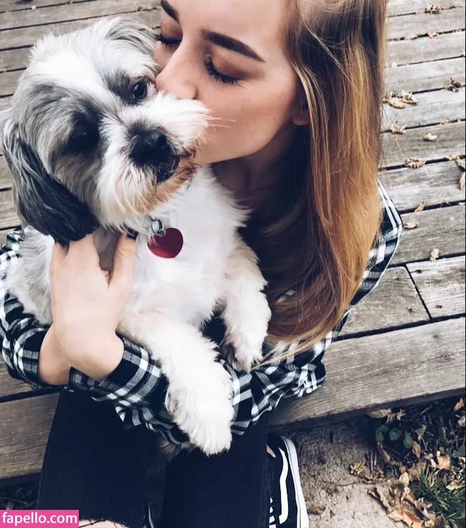 haleylarsonnn Onlyfans Photo Gallery 