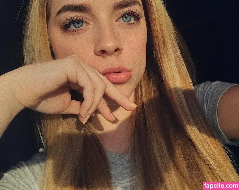 haleylarsonnn Onlyfans Photo Gallery 