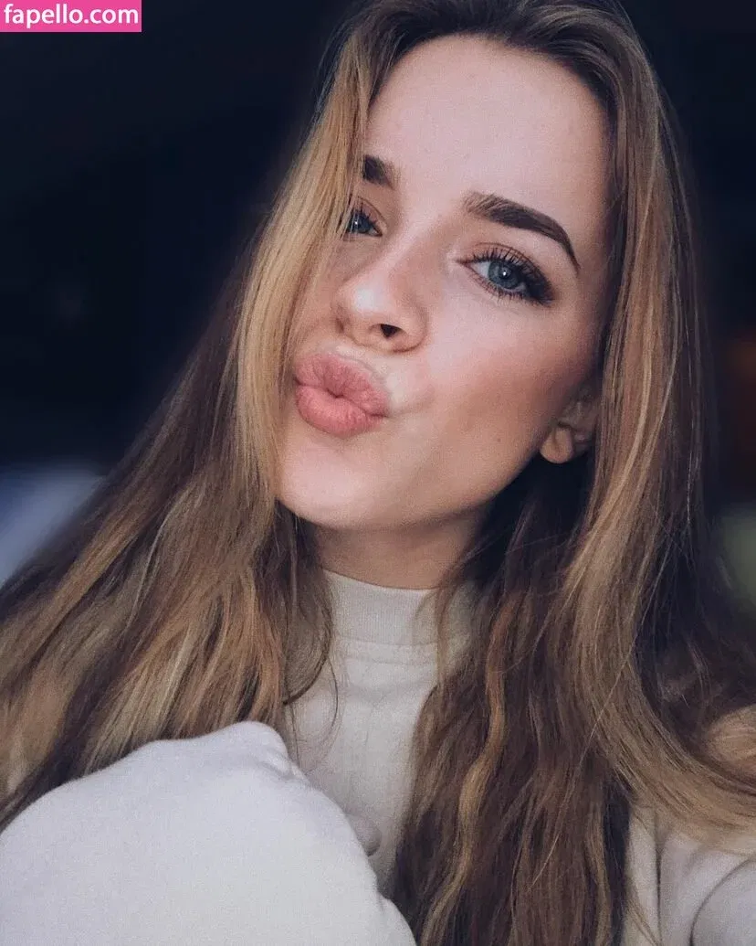 haleylarsonnn Onlyfans Photo Gallery 