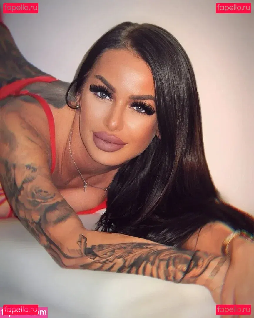 YakuzaMedusa Onlyfans Photo Gallery 