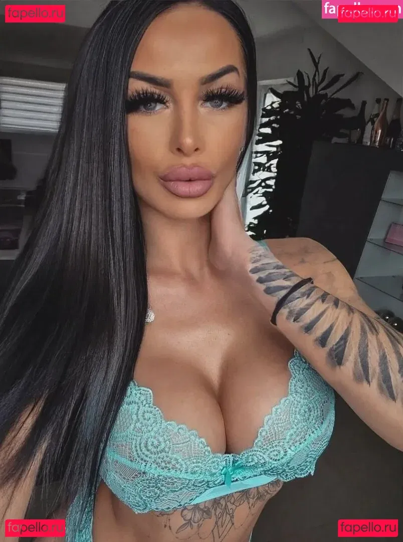 YakuzaMedusa Onlyfans Photo Gallery 