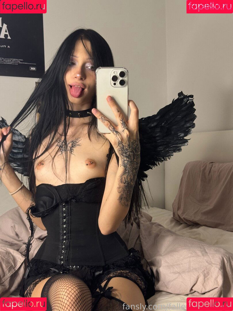 fallenemoangel Onlyfans Photo Gallery 