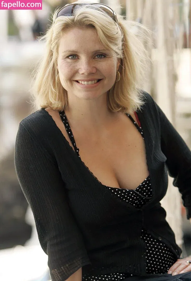 Annette Frier Onlyfans Photo Gallery 