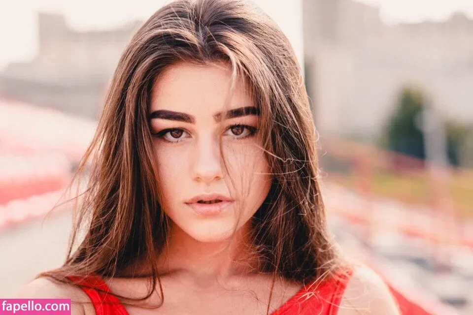 yanas0r0ka Onlyfans Photo Gallery 