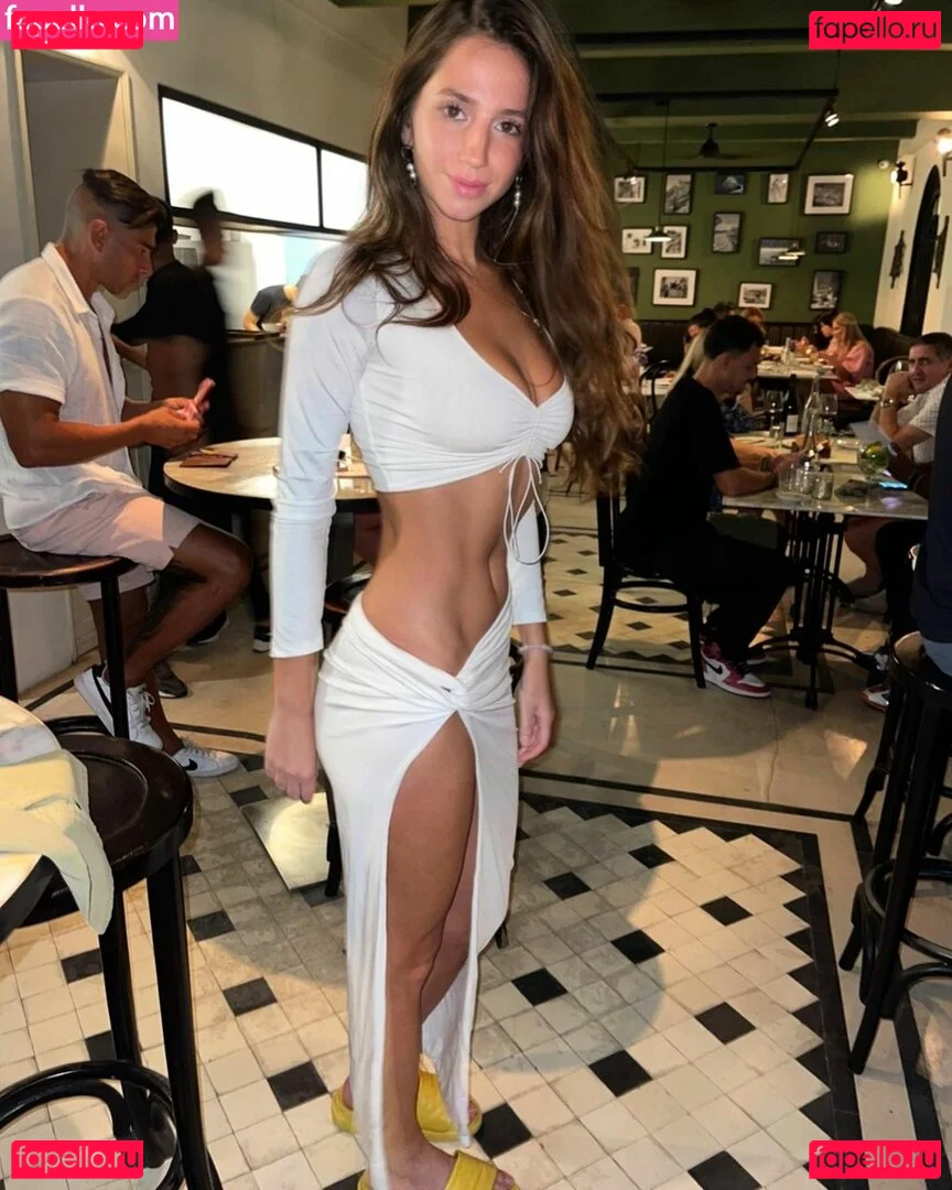 iuliagyrbu Onlyfans Photo Gallery 