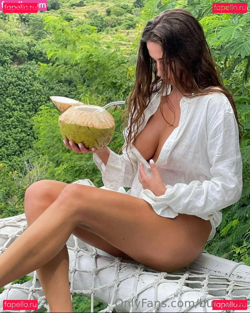 iuliagyrbu Onlyfans Photo Gallery 