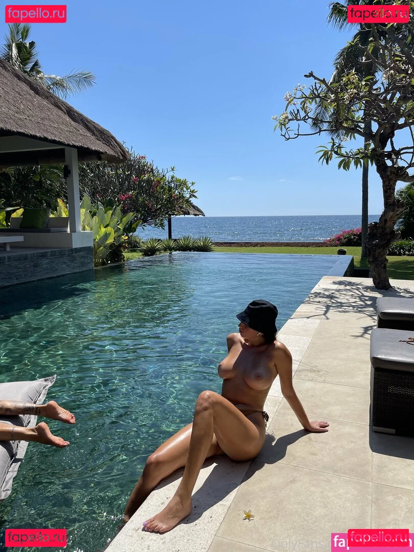 iuliagyrbu Onlyfans Photo Gallery 