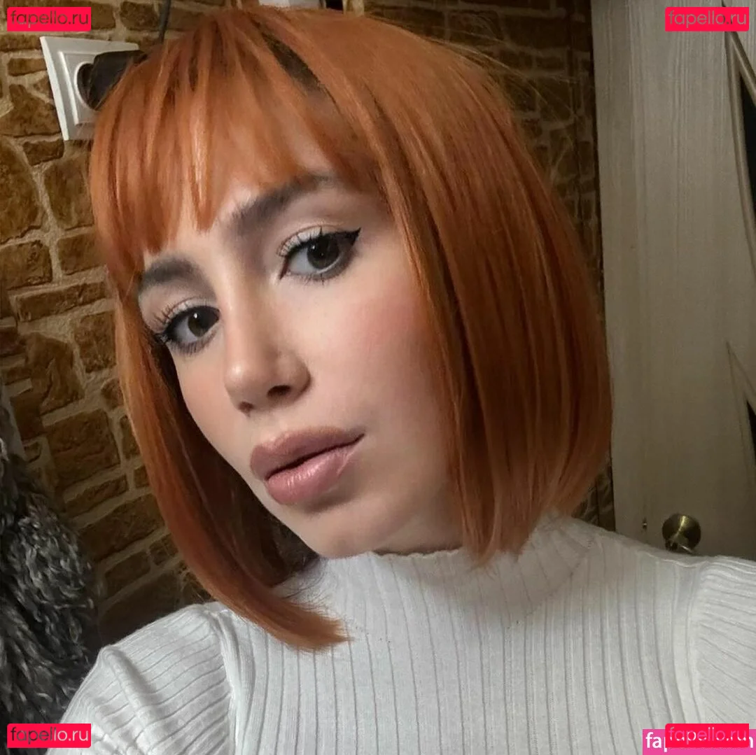 iuliagyrbu Onlyfans Photo Gallery 