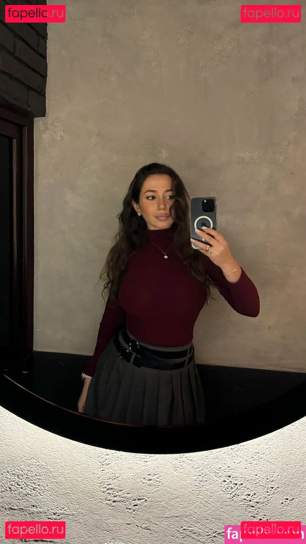 iuliagyrbu Onlyfans Photo Gallery 