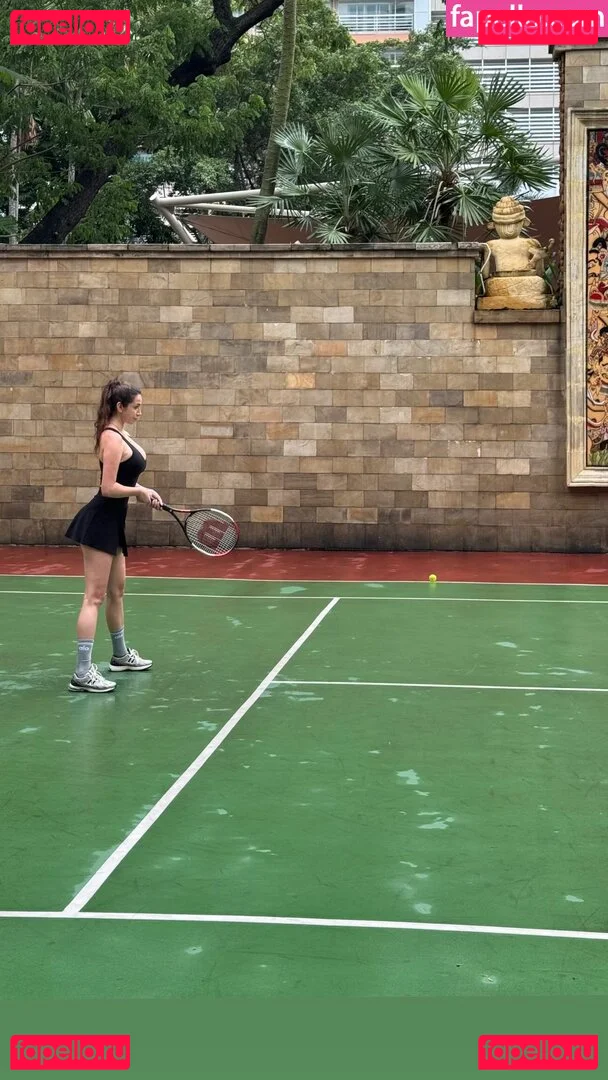 iuliagyrbu Onlyfans Photo Gallery 