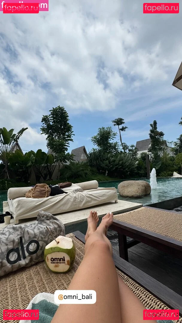 iuliagyrbu Onlyfans Photo Gallery 