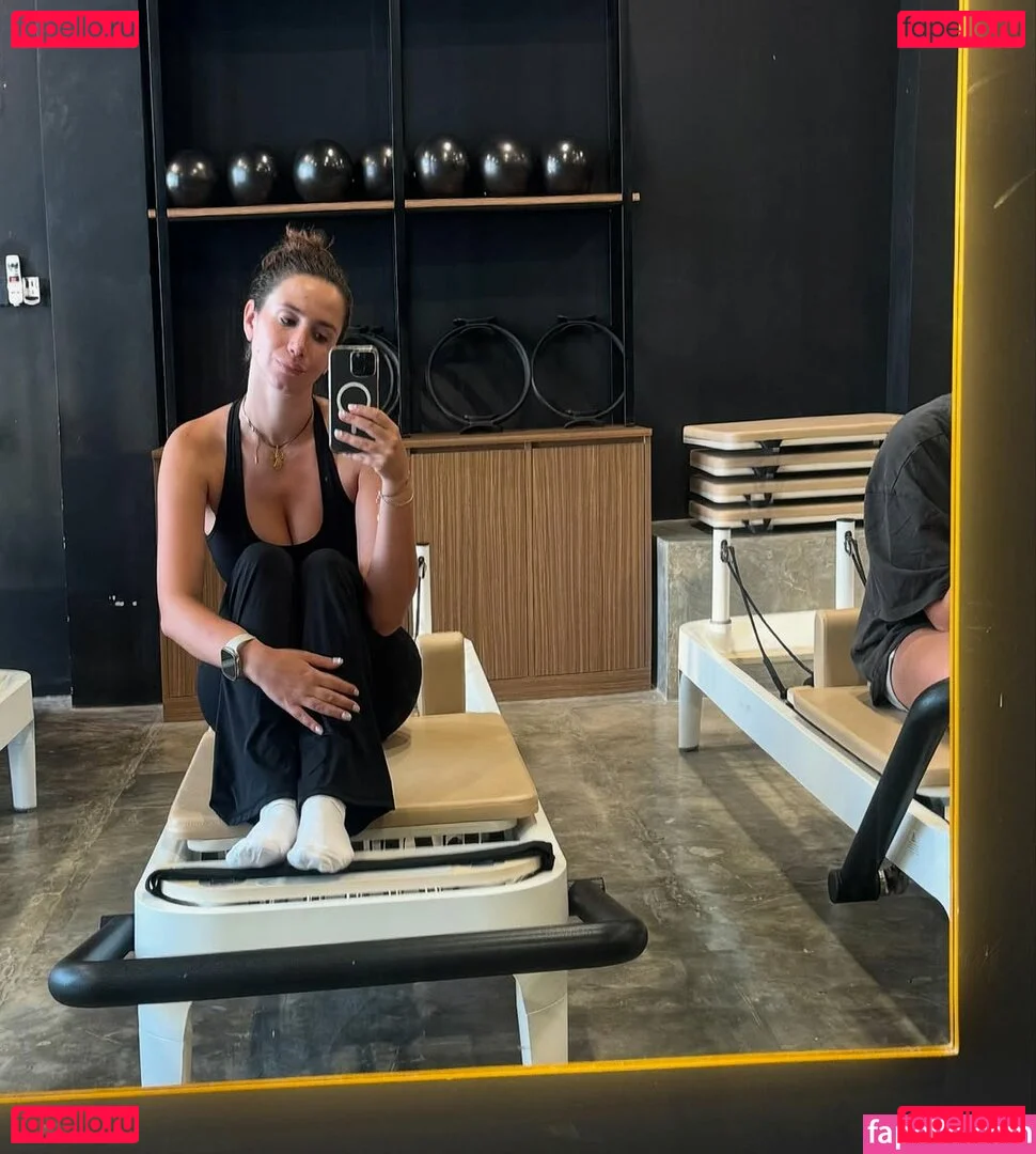 iuliagyrbu Onlyfans Photo Gallery 