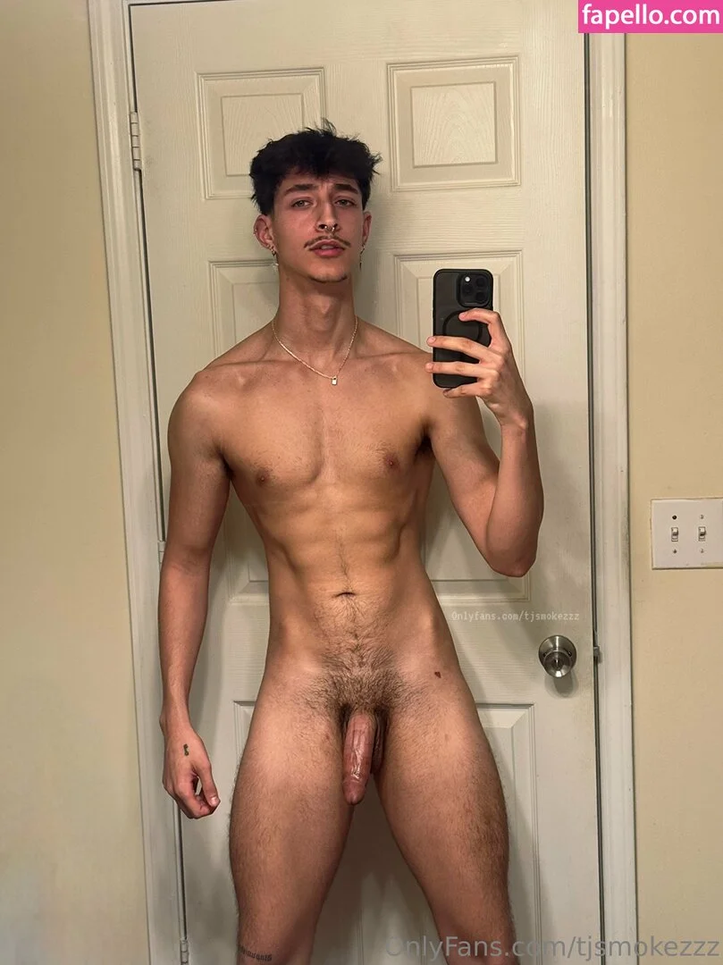 tjsmokezzz Onlyfans Photo Gallery 