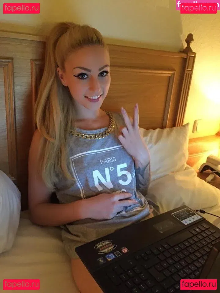 Just Lucy Onlyfans Photo Gallery 