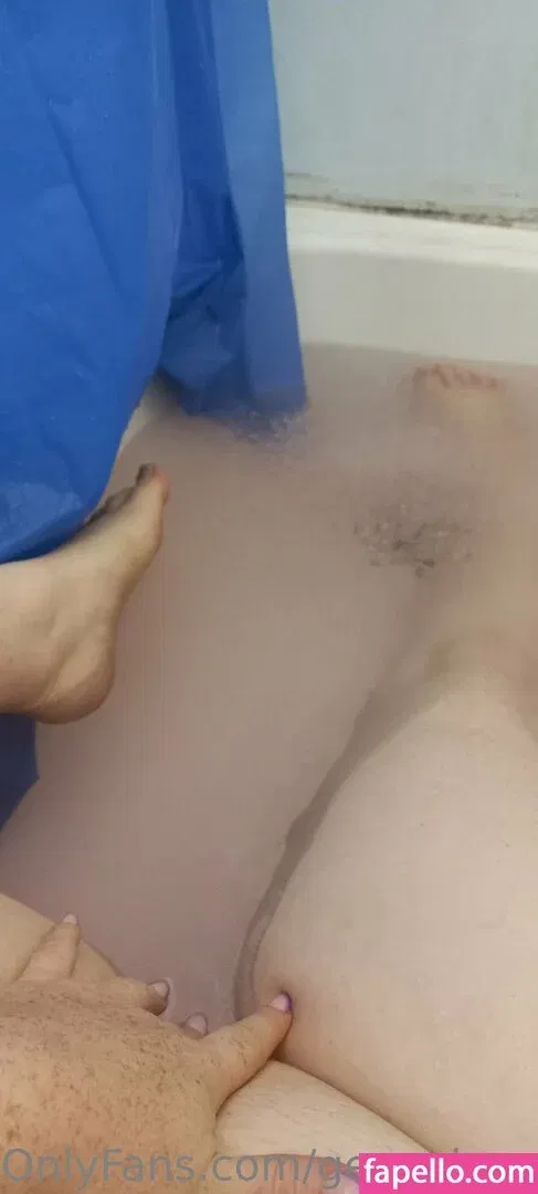 genevieve.ellis Onlyfans Photo Gallery 