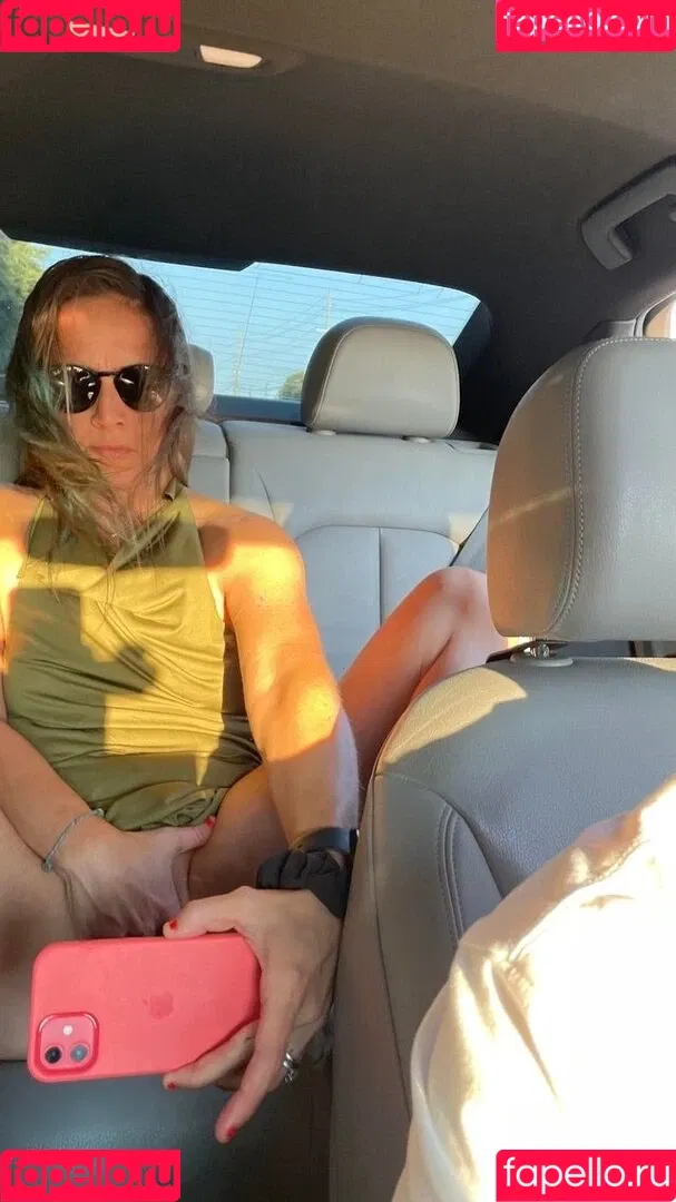 Katie's World Onlyfans Photo Gallery 
