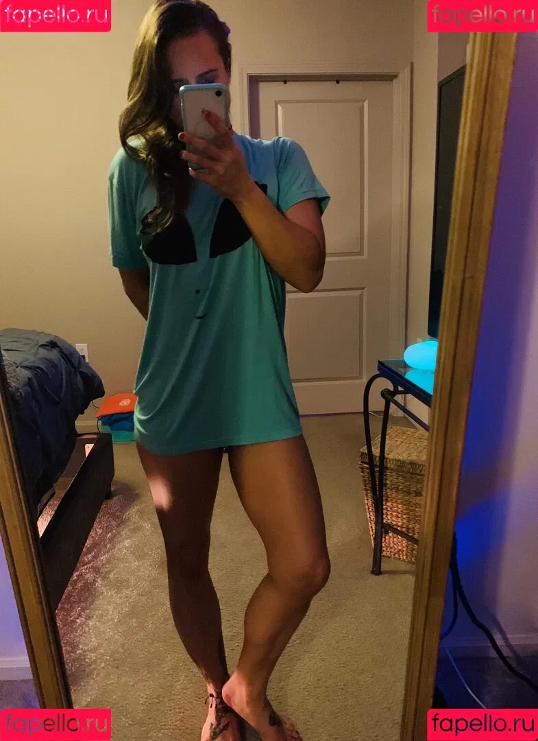 Katie's World Onlyfans Photo Gallery 