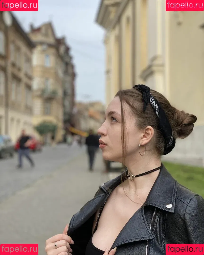 Laura Salvia Onlyfans Photo Gallery 