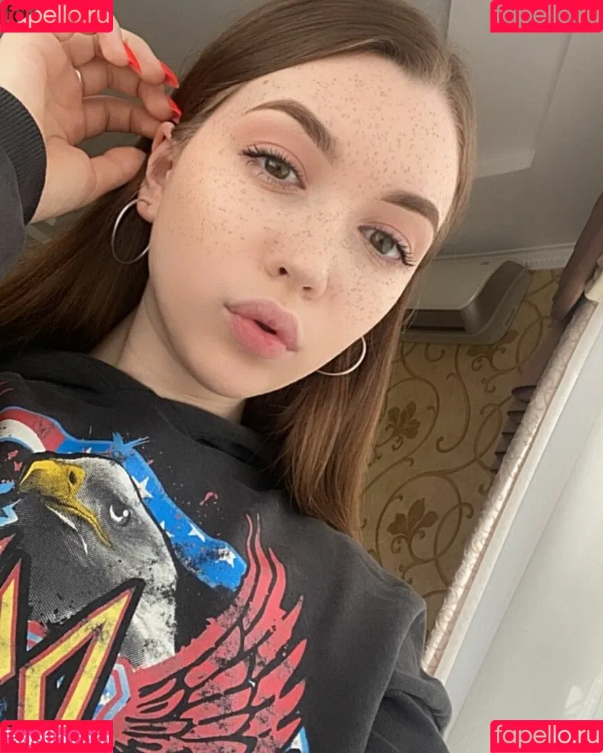 Laura Salvia Onlyfans Photo Gallery 