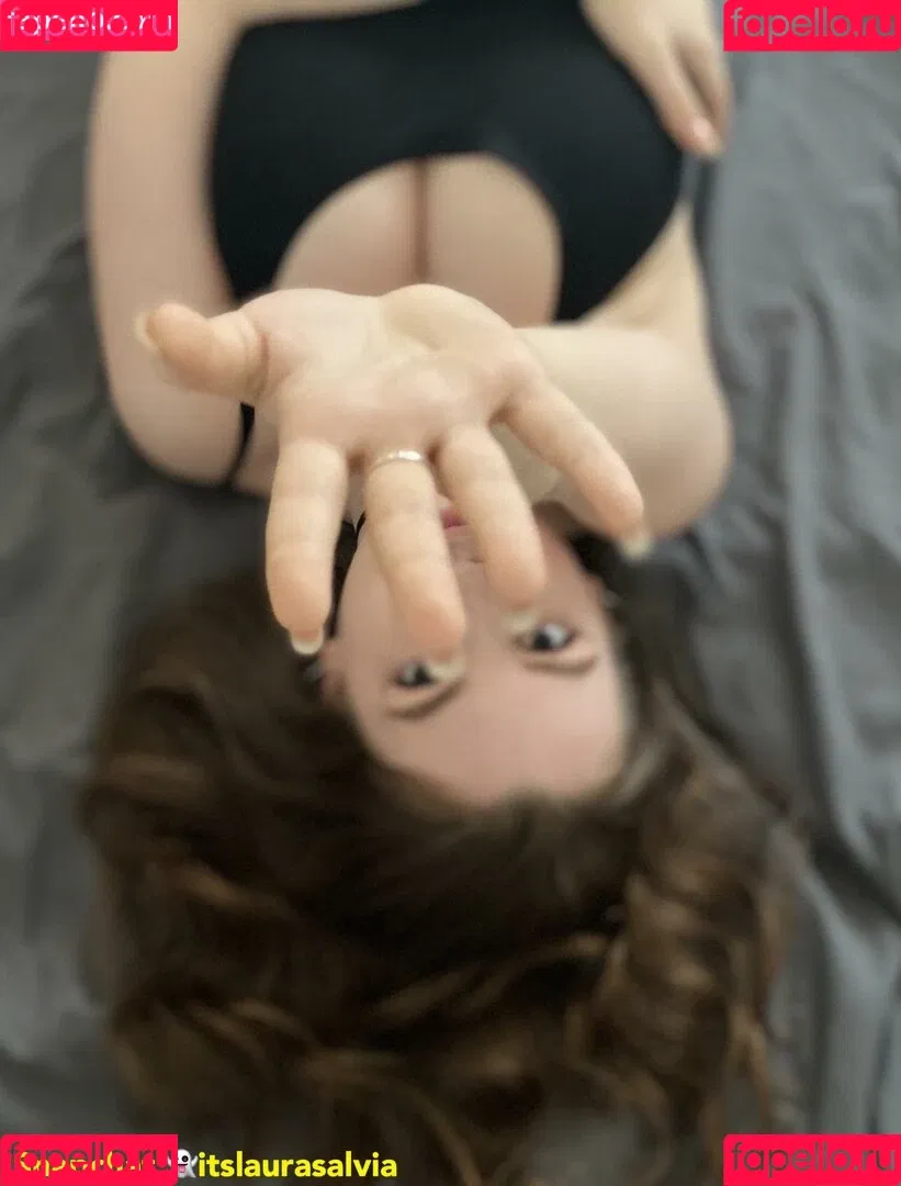 Laura Salvia Onlyfans Photo Gallery 