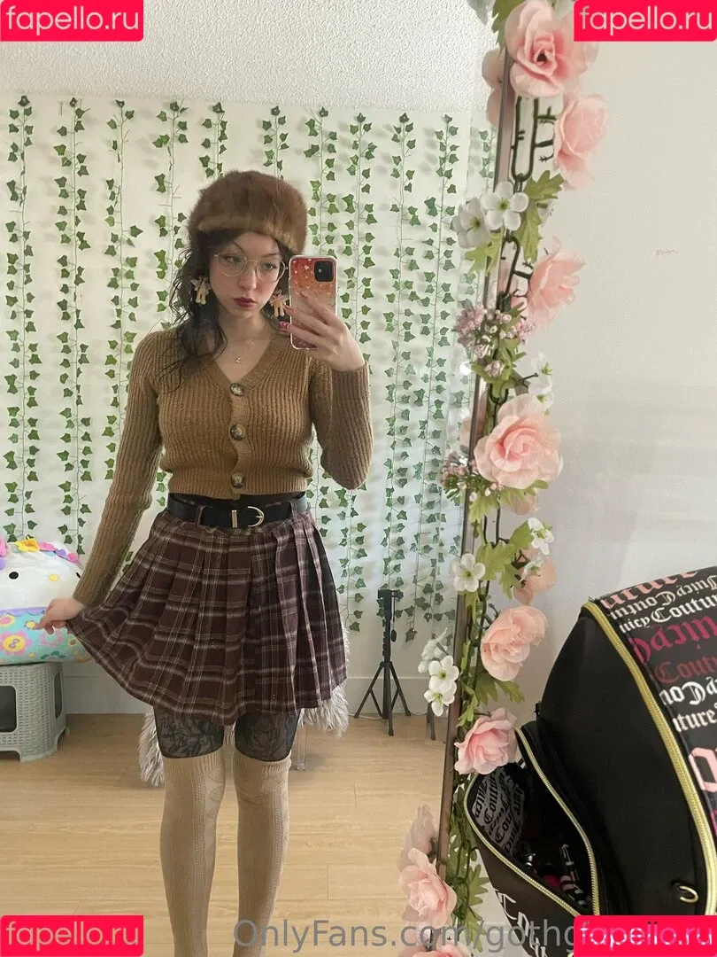 gothgirlmaya Onlyfans Photo Gallery 
