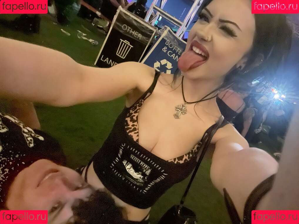 e1or4 Onlyfans Photo Gallery 