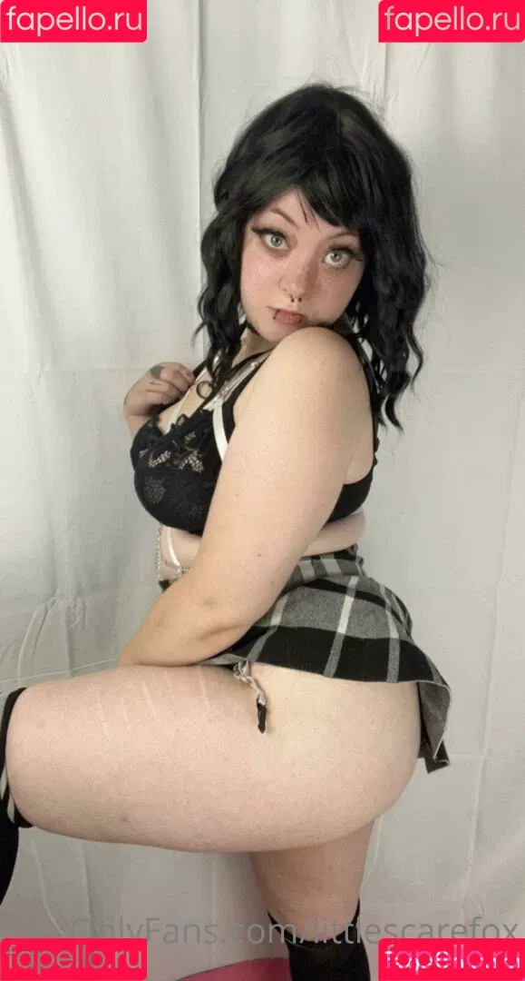 Sam aka littlescarefox Onlyfans Photo Gallery 