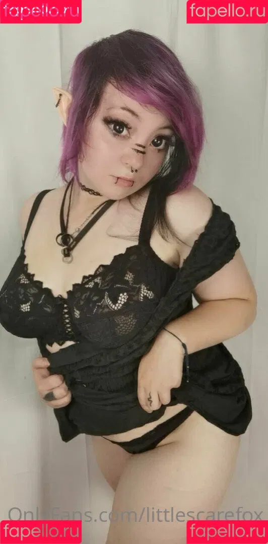 Sam aka littlescarefox Onlyfans Photo Gallery 