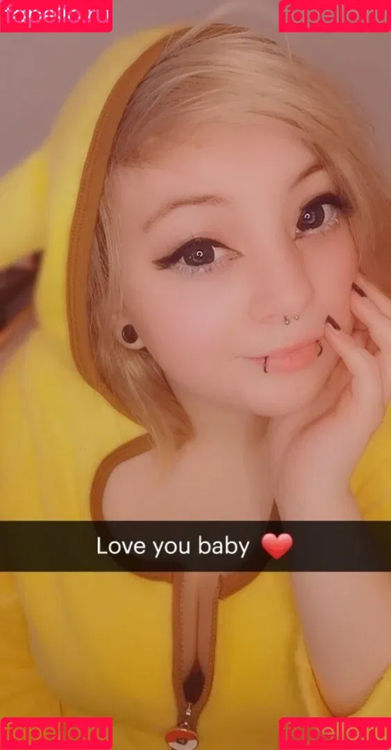 Sam aka littlescarefox Onlyfans Photo Gallery 
