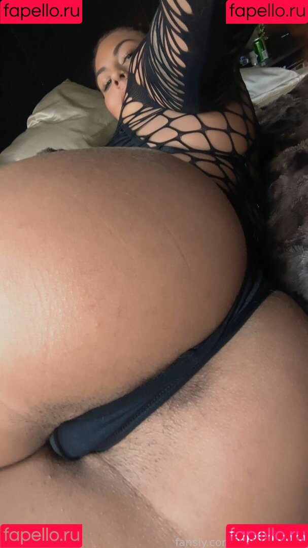 lilah_samson Onlyfans Photo Gallery 