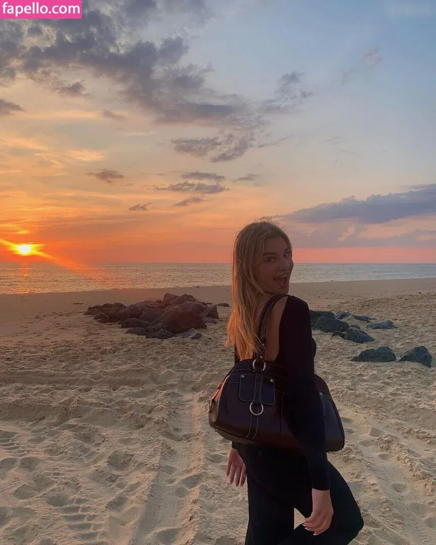 Perle_btr Onlyfans Photo Gallery 