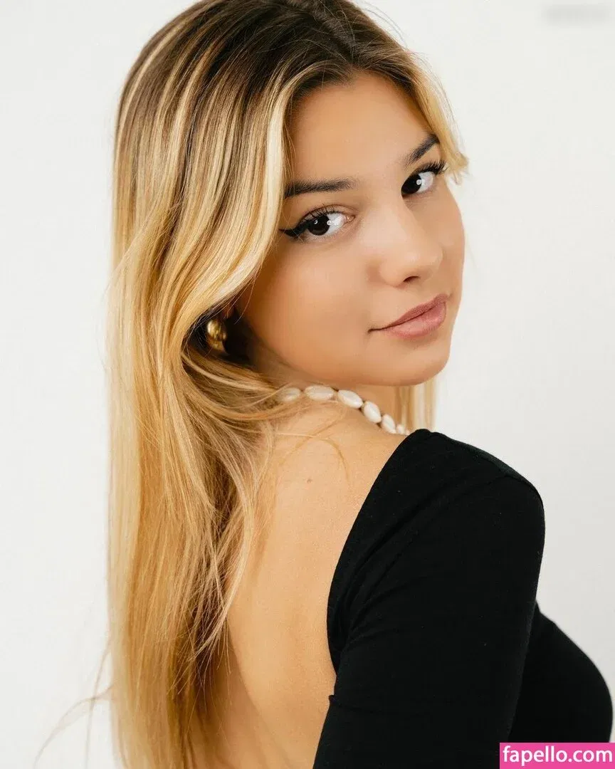 Perle_btr Onlyfans Photo Gallery 